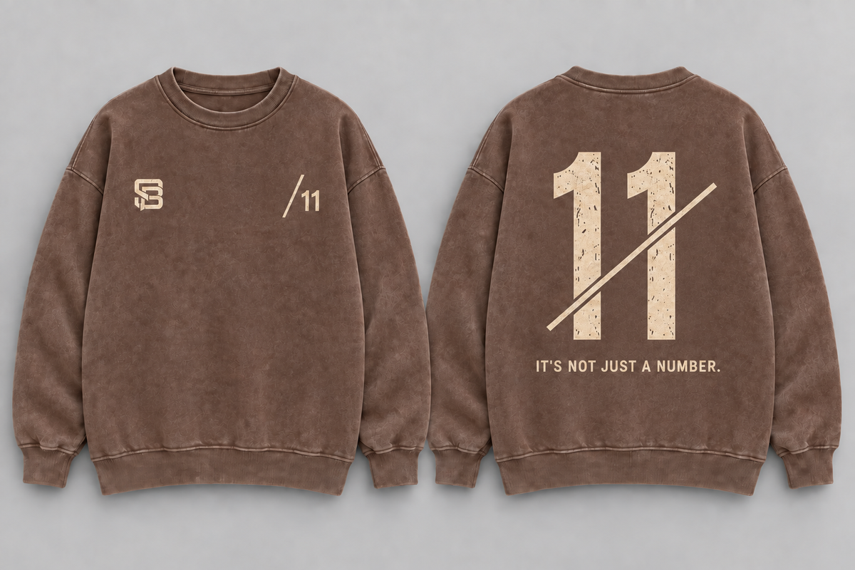 WIDE THREAT — Washed Oversized Crewneck