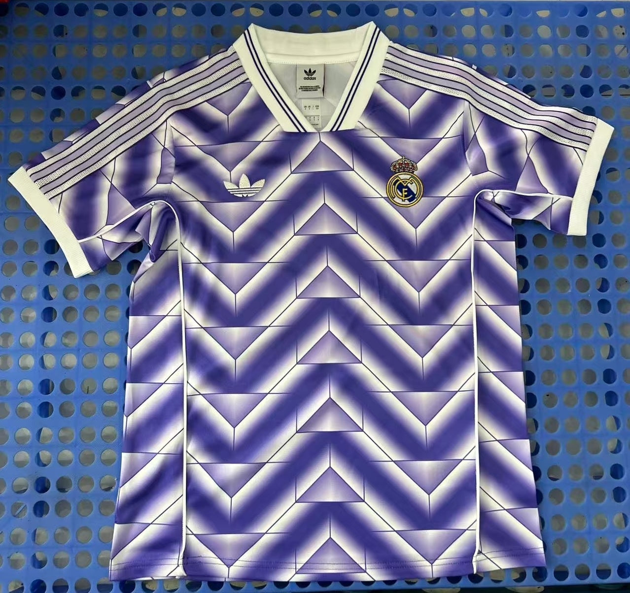 Real Madrid 20-26 Jersey