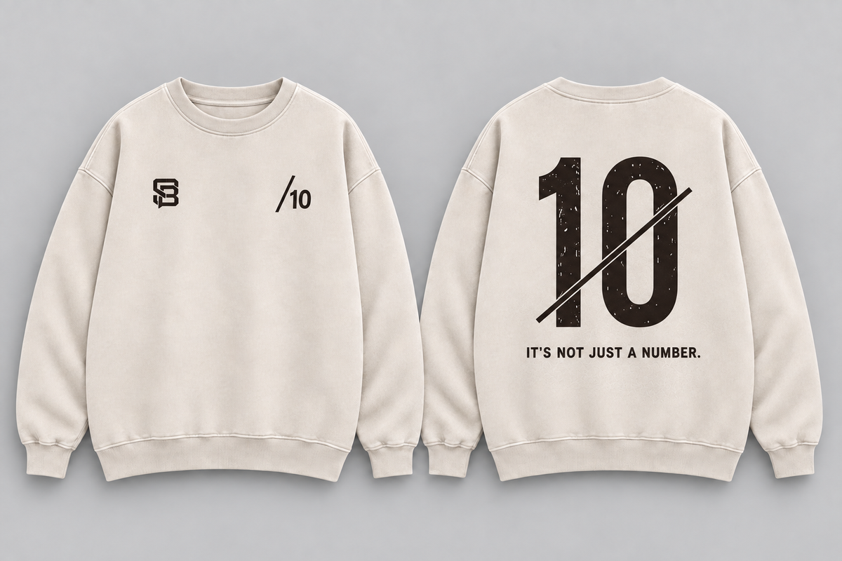 THE PLAYMAKER — Washed Oversized Crewneck
