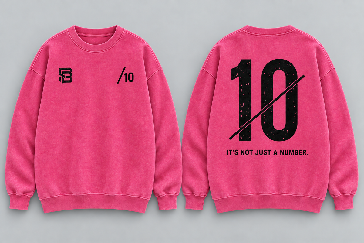 THE PLAYMAKER — Washed Oversized Crewneck