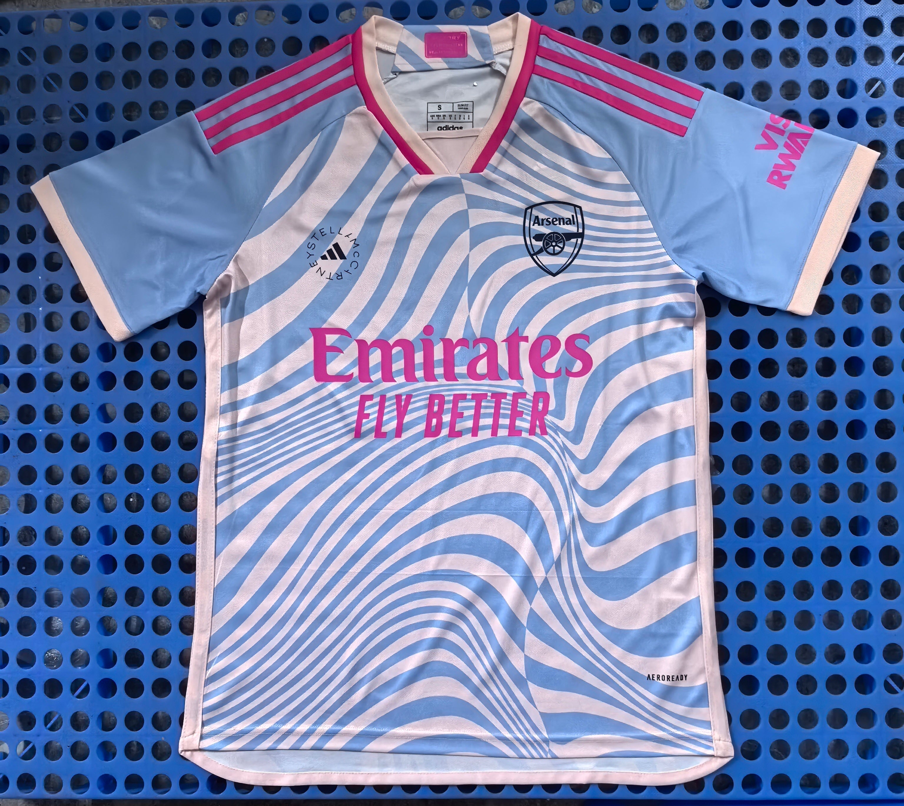 Arsenal 23-24 Jersey