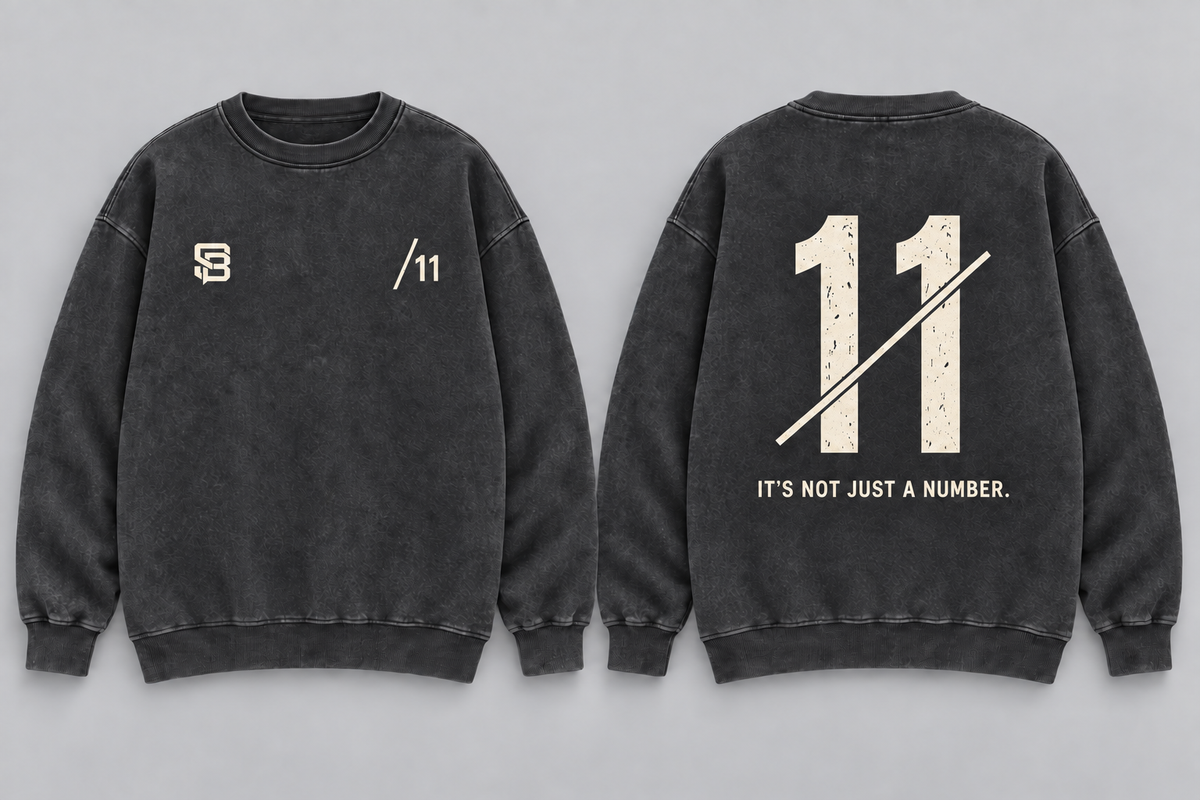 WIDE THREAT — Washed Oversized Crewneck