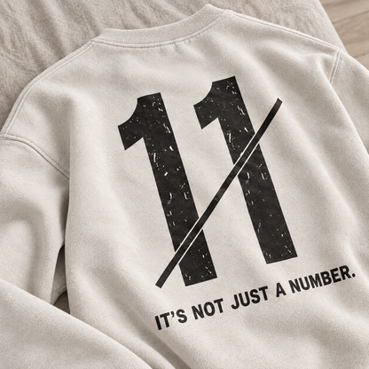 WIDE THREAT — Washed Oversized Crewneck