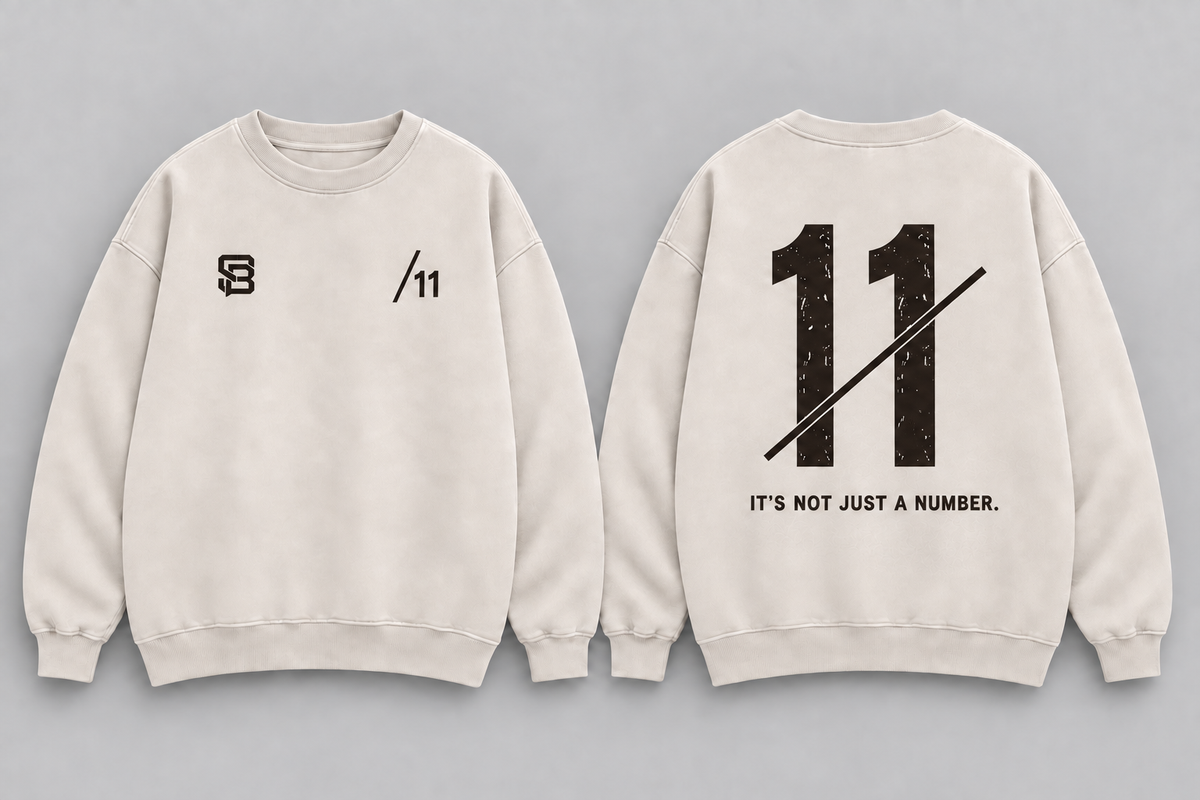 WIDE THREAT — Washed Oversized Crewneck