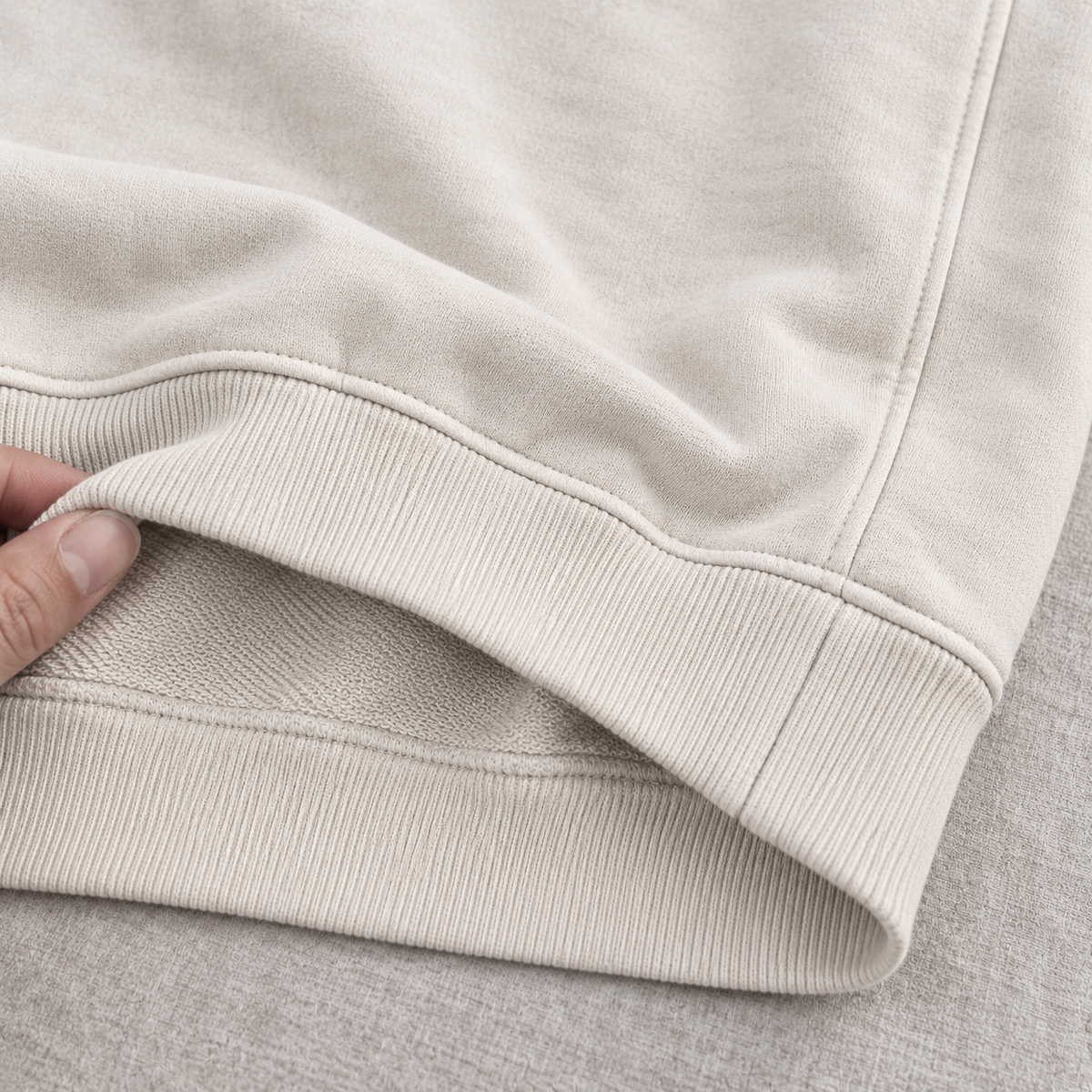 THE BACK LINE — Washed Oversized Crewneck