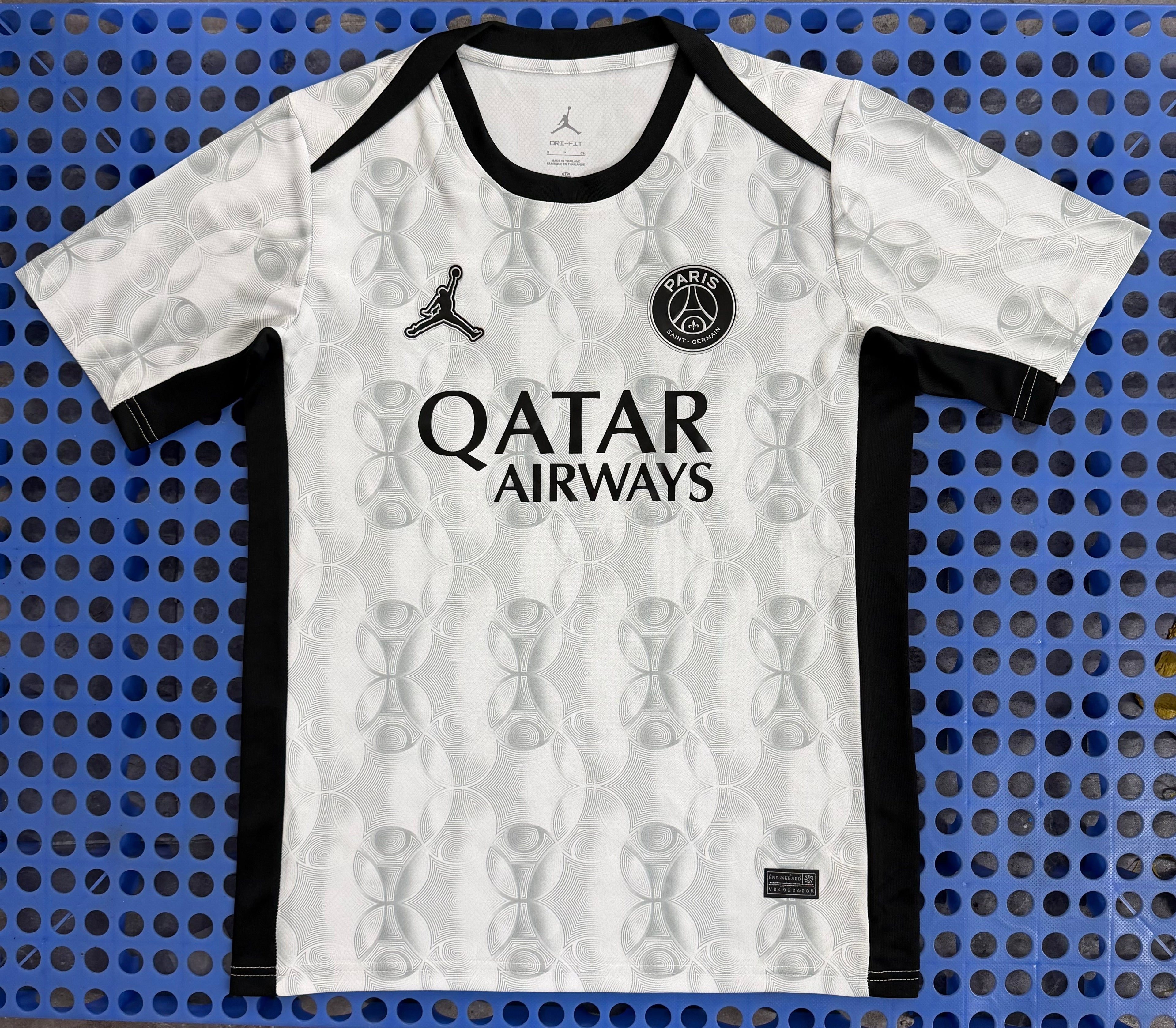PSG 26-27 Jersey